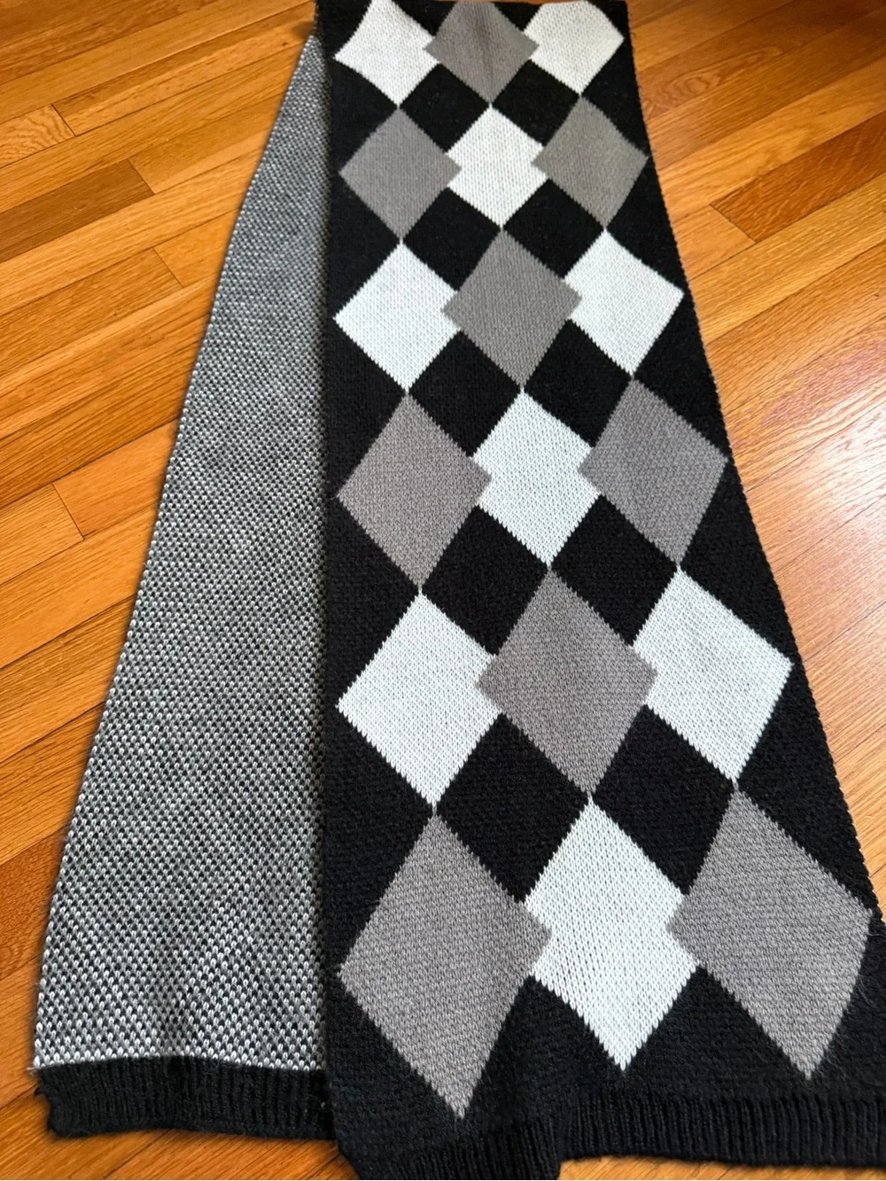 Men’s checkered fall winter scarf